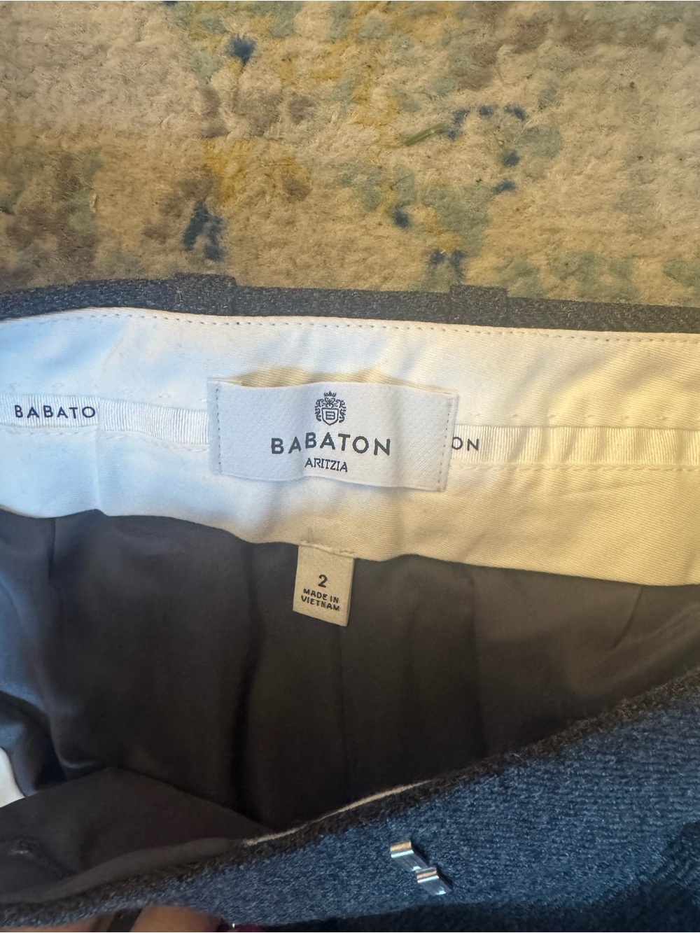 Aritzia Babaton dark grey agency pants size 2 - Picture 5 of 5